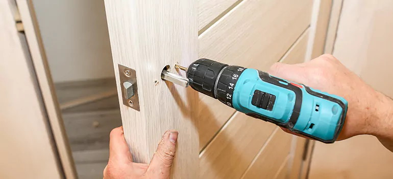 Old Door Knob Repair in Bellview, FL